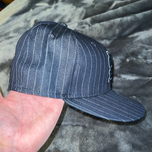 St. Louis Cardinals Pineatripe Hat - Picture 2 of 4